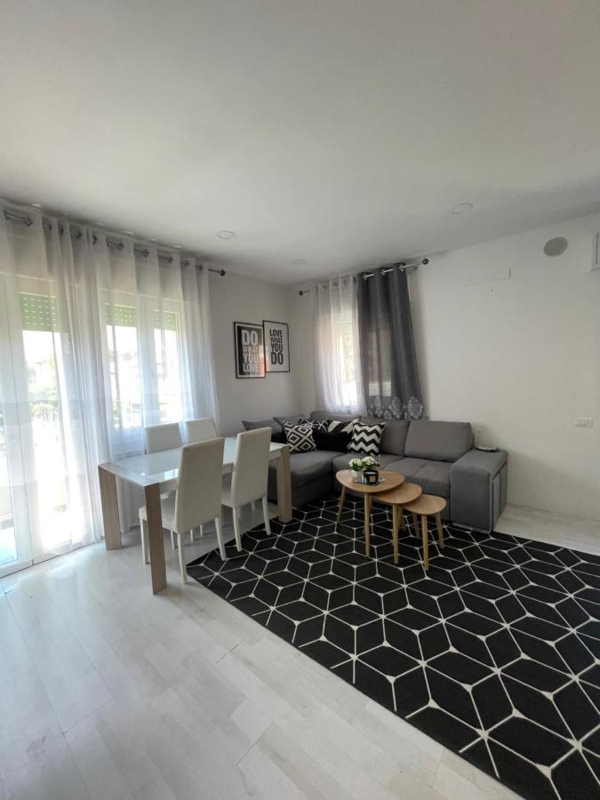 Casa Di Isabelle Venezia Appartement Mestre Buitenkant foto