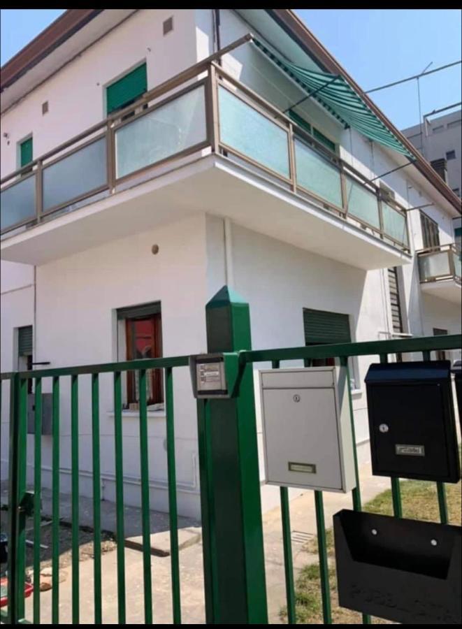 Casa Di Isabelle Venezia Appartement Mestre Buitenkant foto